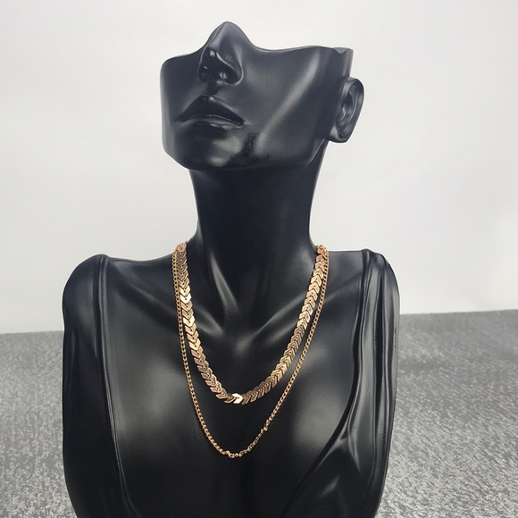 🔺SALE🔺Boho Chic Chevron Choker Necklace in Gold - Picture 3 of 5